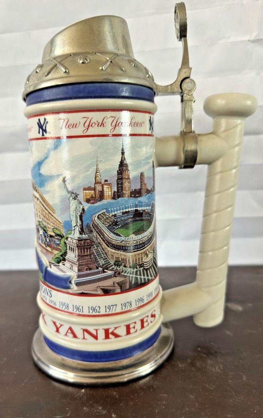 Danbury Mint 2001 Yankees Beer Stein Collector Mug MLB Memorabilia